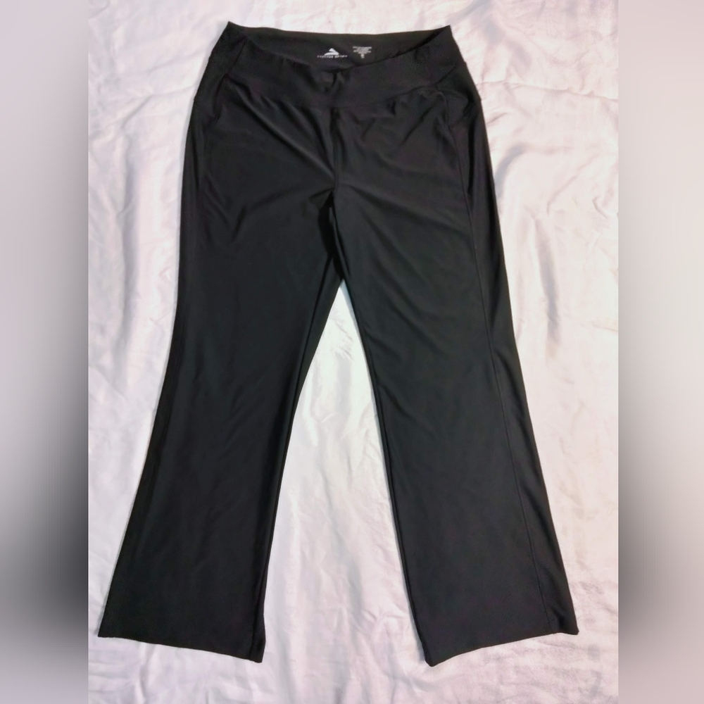 Super silkey black yoga pants